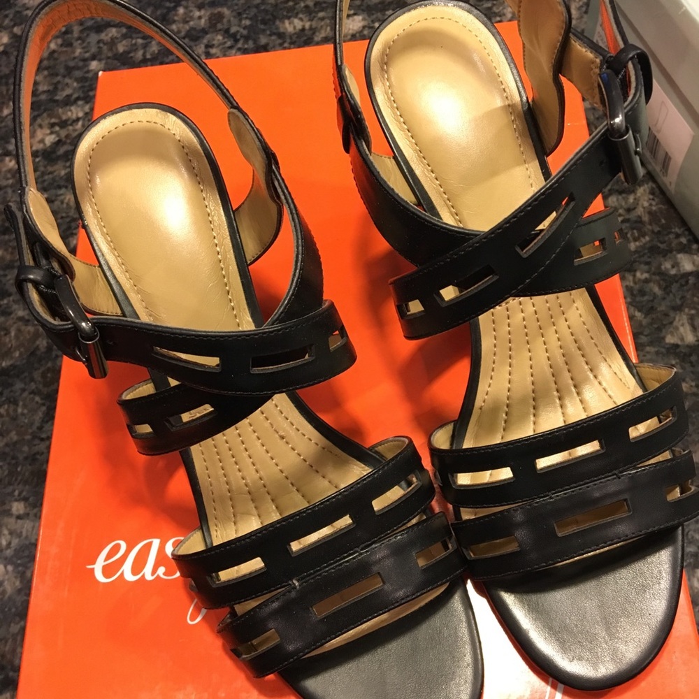 High heel sandals
